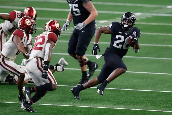 2022 NFL Draft running back rankings. Where does Iowa State Cyclones back Breece Hall rank?